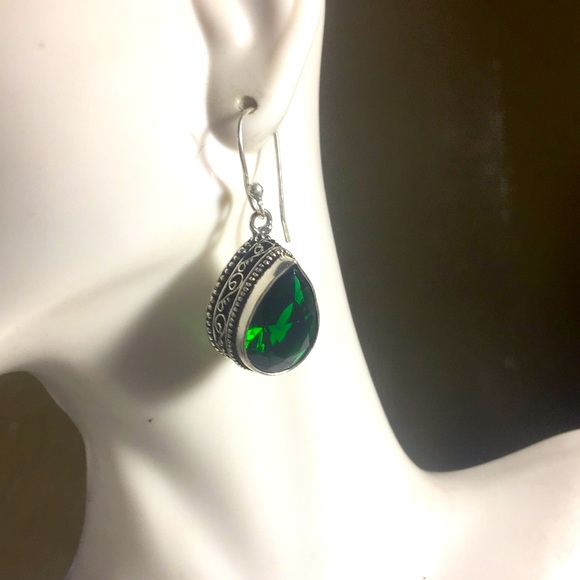 NEW artisan dark green quartz dangle earrings - Picture 5 of 11